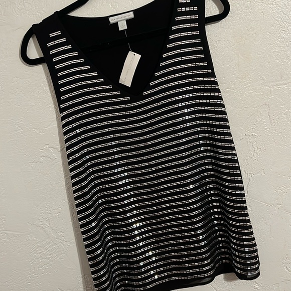 NY & Co Silvery Embellished Front Black Top - Picture 1 of 6